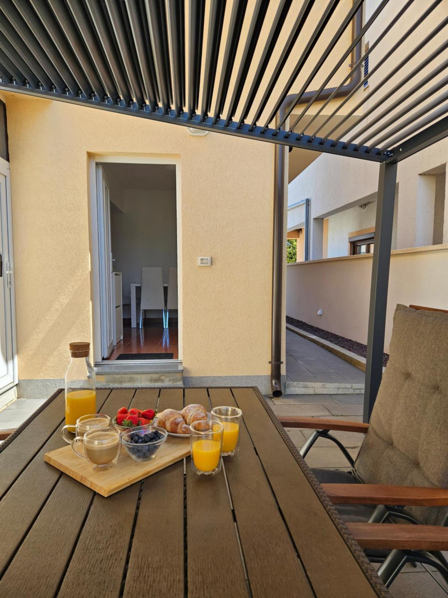 Apartmani Grzinic Rovinj Exterior photo